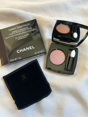 Chanel Onbre Essentielle eyeshadow 267